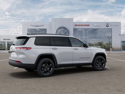 New 2025 Jeep Grand Cherokee L Limited w/ Black Appearance Package image 24
