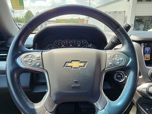Used 2019 Chevrolet Tahoe LT RWD image 12