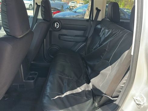 Used 2008 Dodge Nitro SXT image 17