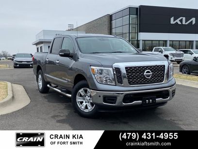 Used 2018 Nissan Titan SV w/ SV Convenience Package