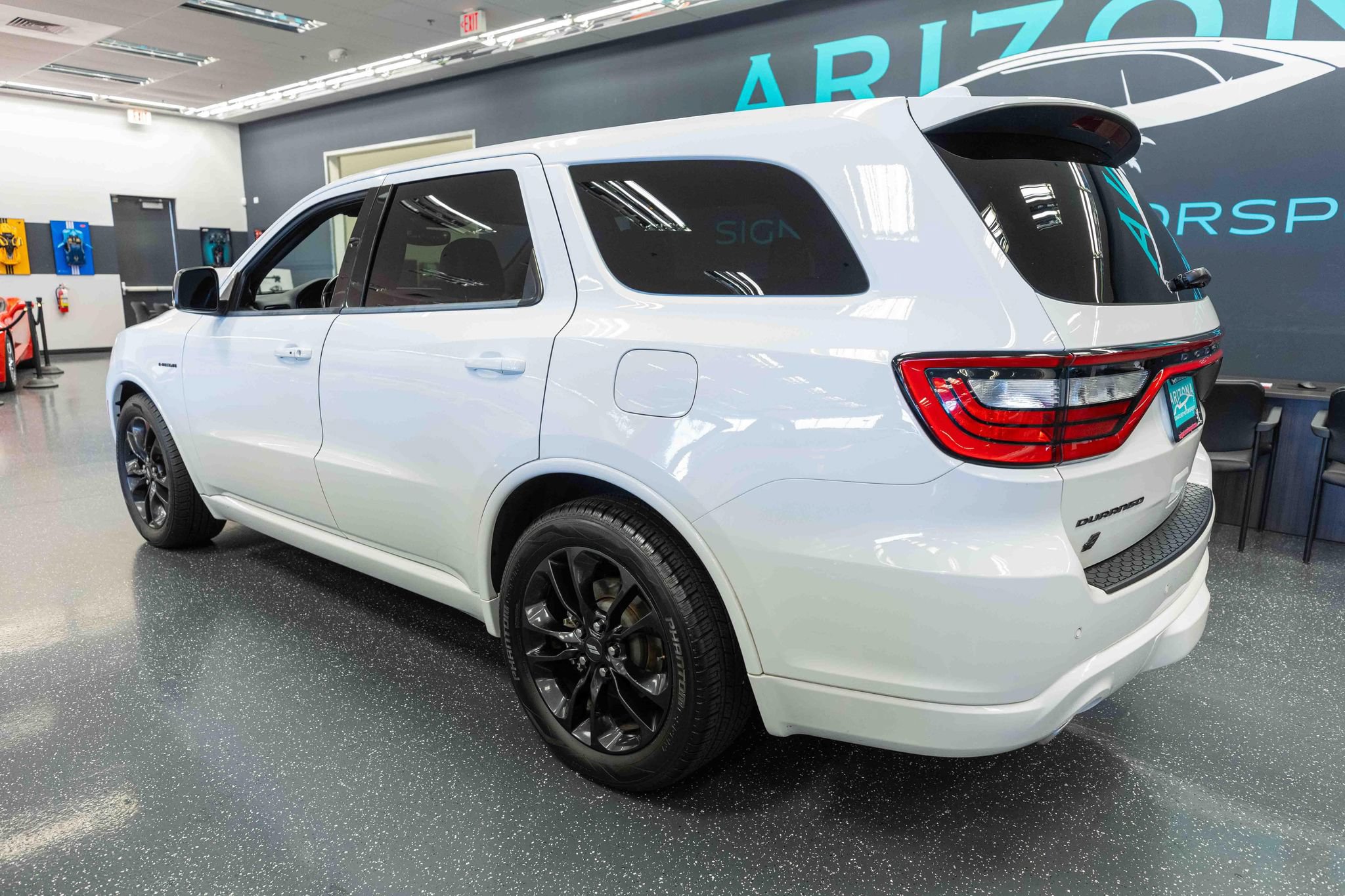 Used 2021 Dodge Durango R/T w/ Blacktop Package AWD/4WD image 9