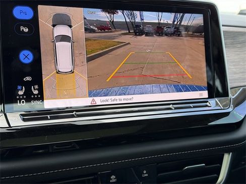 Used 2025 Volkswagen Atlas SEL Premium R-Line image 17