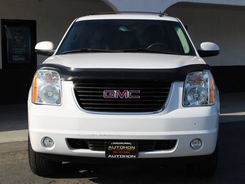 Used 2013 GMC Yukon SLT AWD/4WD image 2