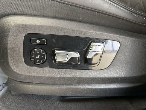 Used 2026 BMW X7 xDrive40i image 21
