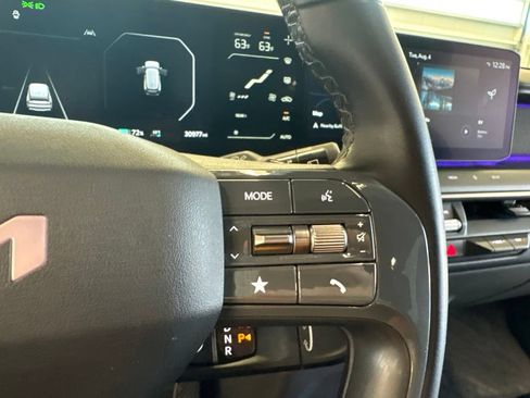 Certified 2024 Kia EV9 Land AWD/4WD image 30