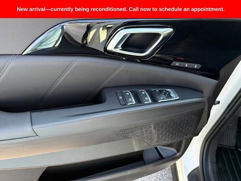 Used 2026 Kia Carnival SX Prestige image 25