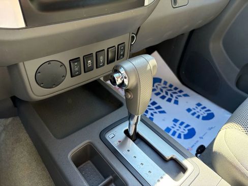 Used 2015 Nissan Frontier SV w/ SV Value Truck Package image 16