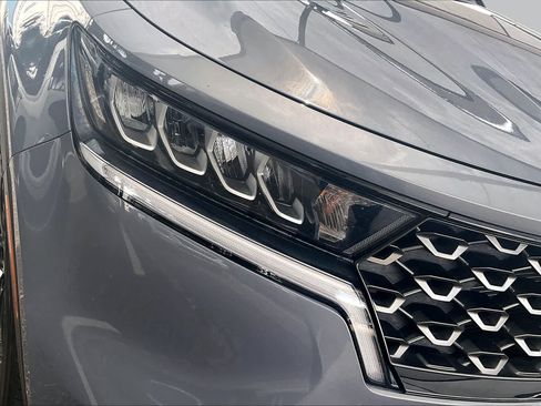 Used 2022 Kia Sorento S w/ Panoramic Sunroof Package AWD/4WD image 27