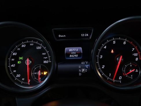 Used 2018 Mercedes-Benz GLE 350 w/ Premium 1 Package image 45