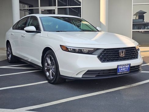 Used 2024 Honda Accord EX image 7