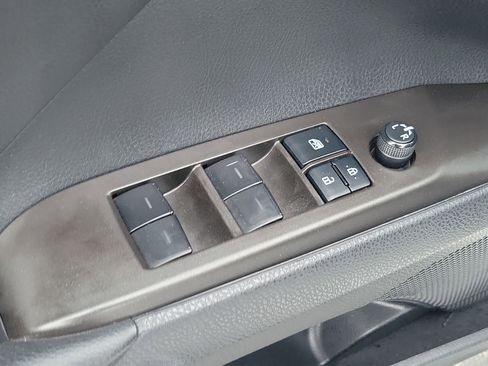 Certified 2022 Toyota Camry SE w/ Convenience Package image 15