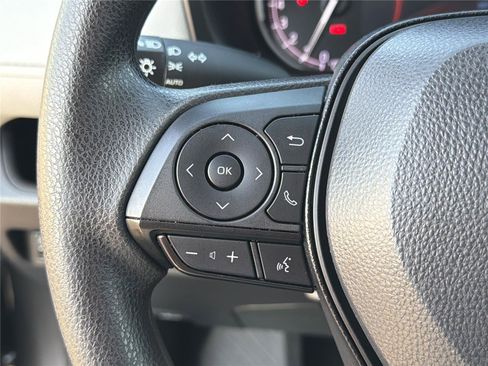 Used 2024 Toyota RAV4 XLE w/ Convenience Package image 24