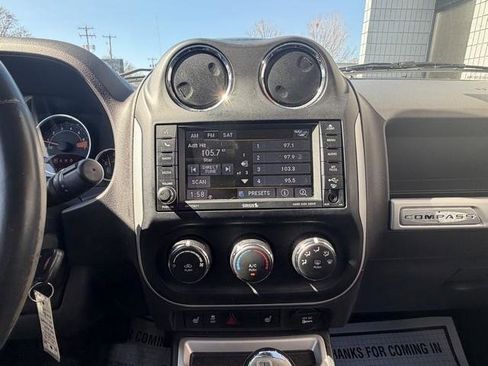 Used 2016 Jeep Compass High Altitude image 17