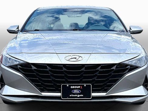 Used 2023 Hyundai Elantra SEL w/ Cargo Package image 4
