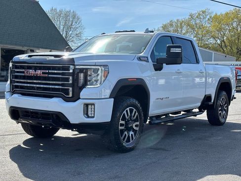 Used 2022 GMC Sierra 2500 AT4 w/ AT4 Premium Plus Package image 11