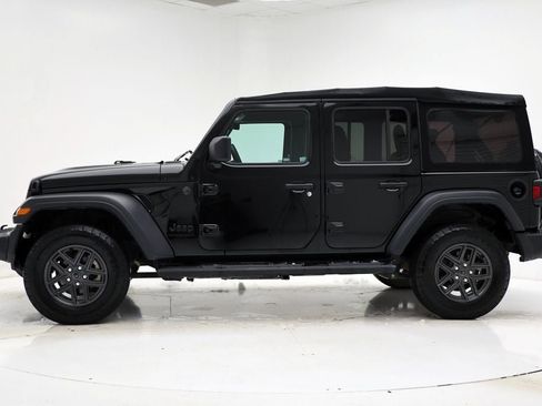 Used 2024 Jeep Wrangler Sport S image 5
