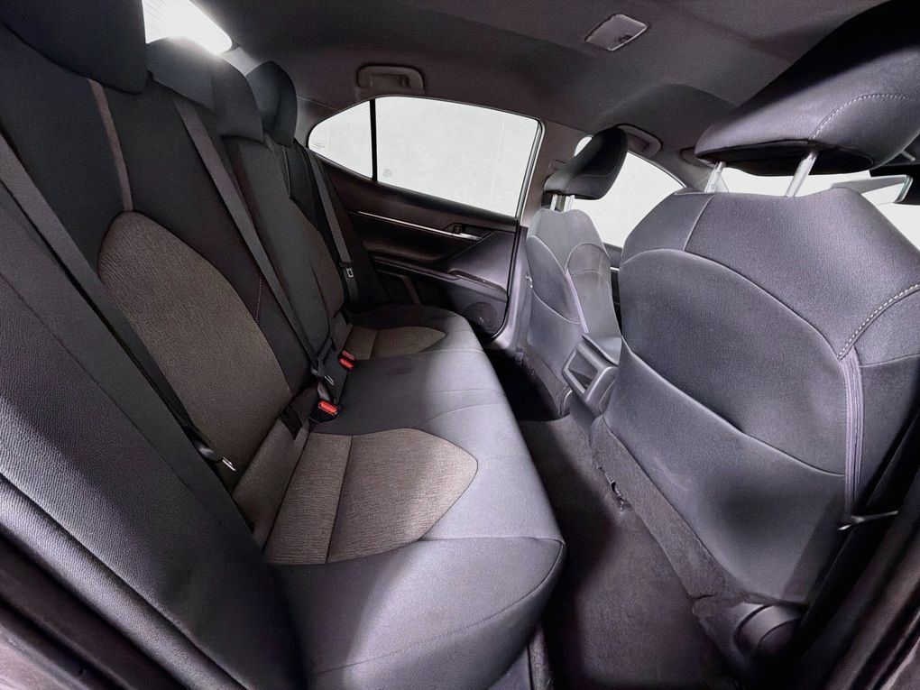 Used 2023 Toyota Camry LE FWD image 28
