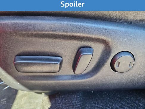 Used 2016 Toyota RAV4 Limited image 20