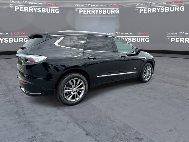 Used 2022 Buick Enclave Avenir w/ Avenir Technology Package AWD/4WD image 8