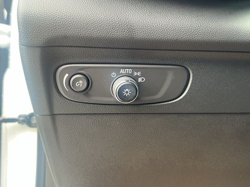 Used 2023 Buick Envision Essence w/ Sport Touring Package AWD/4WD image 14
