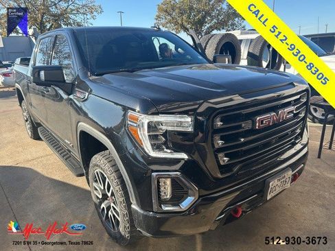 Used 2022 GMC Sierra 1500 AT4 w/ AT4 Premium Package image 1