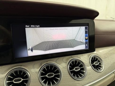 Used 2018 Mercedes-Benz E 400 4MATIC Cabriolet image 29