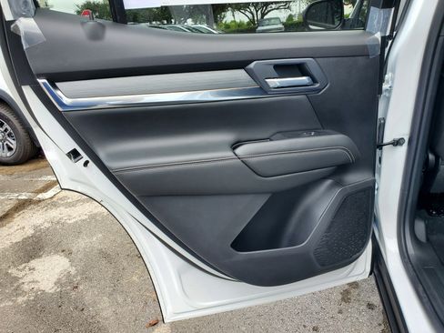 New 2026 GMC Terrain Elevation w/ Black Edition image 8