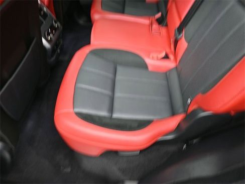 Used 2020 Land Rover Range Rover Sport HST image 21