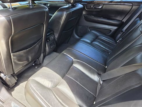 Used 2008 Cadillac DTS FWD image 24