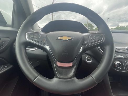 Used 2024 Chevrolet Equinox LT AWD/4WD image 22