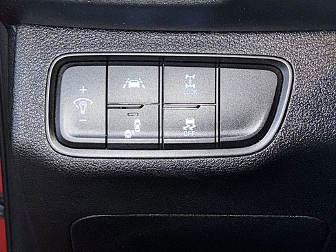 Used 2020 Hyundai Santa Fe SEL image 16