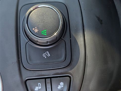 Used 2019 GMC Terrain SLT w/ Preferred Package image 13