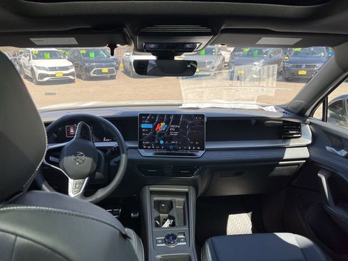 New 2026 Volkswagen Tiguan SE R-Line image 20