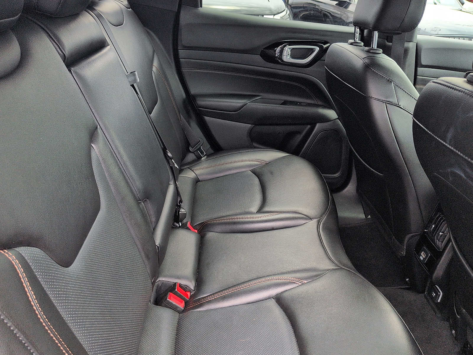 Used 2023 Jeep Compass Limited AWD/4WD image 11