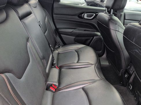 Used 2023 Jeep Compass Limited AWD/4WD image 11