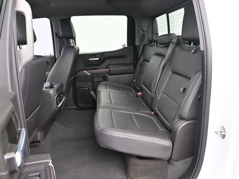 Used 2022 GMC Sierra 1500 SLT AWD/4WD image 30