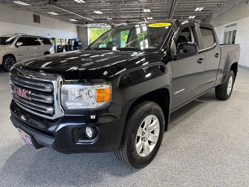 Used 2017 GMC Canyon SLE w/ SLE Convenience Package AWD/4WD image 3