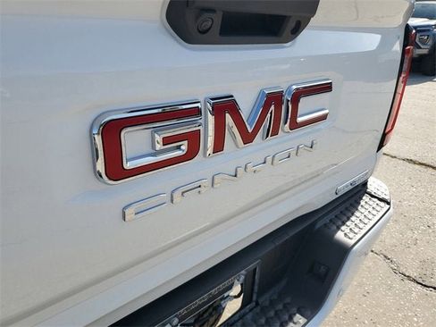 New 2025 GMC Canyon Elevation w/ Convenience Package image 8