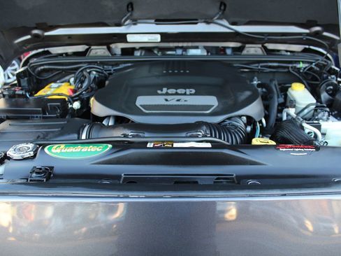 Used 2014 Jeep Wrangler Rubicon image 39