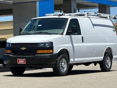New 2025 Chevrolet Express 2500 w/ Driver Convenience Package image 10
