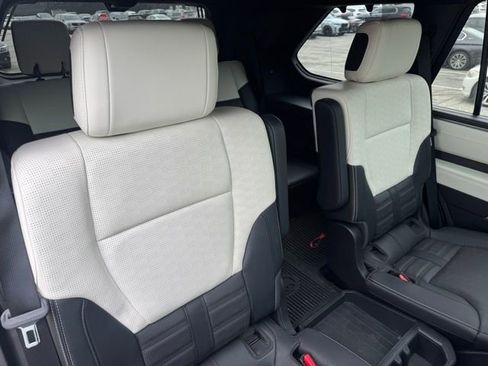Used 2024 Toyota Sequoia Capstone image 31