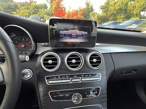 Used 2017 Mercedes-Benz C 300 Sedan image 29