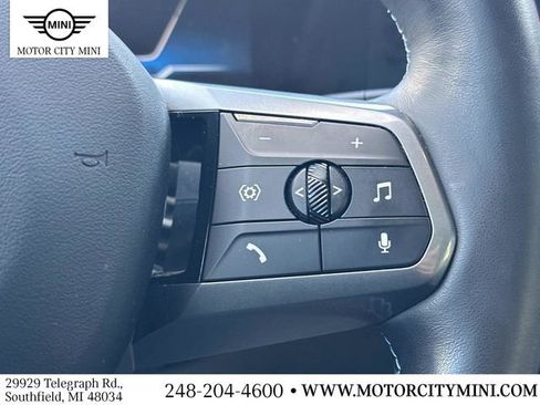 Used 2025 BMW iX M60 image 26