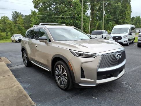 Used 2026 INFINITI QX60 Luxe w/ Cargo Package FWD image 3