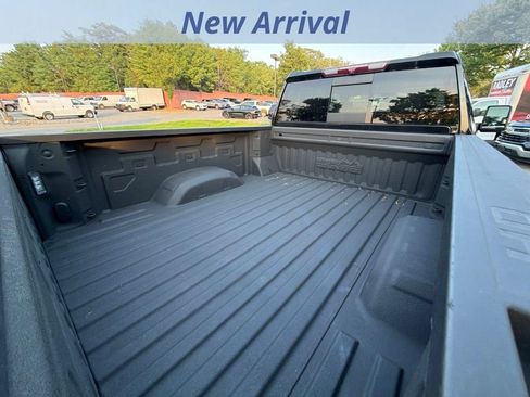 Used 2022 Chevrolet Silverado 3500 High Country AWD/4WD image 8