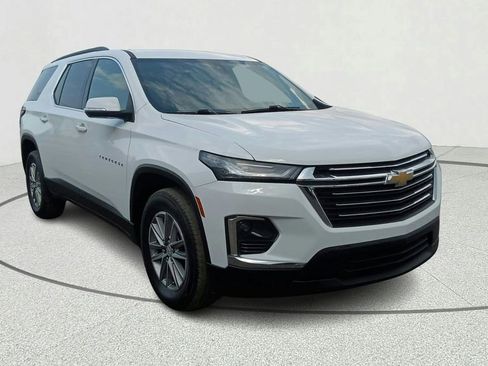 Used 2023 Chevrolet Traverse LT FWD image 1