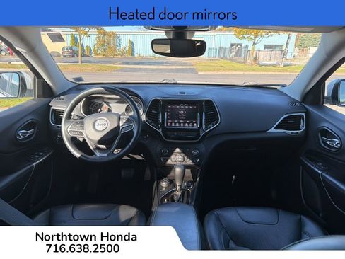Used 2019 Jeep Cherokee Limited image 13