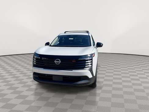 New 2026 Nissan Kicks SR w/ Cold Weather Package AWD/4WD image 4