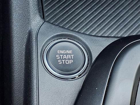 Used 2025 Kia K4 FWD image 14
