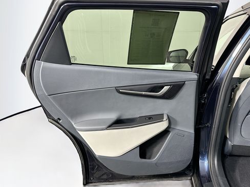 Used 2024 Kia EV6 Wind RWD image 27